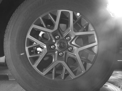 Used 2025 Jeep Wrangler Sahara image 13