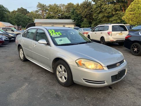 Used 2009 Chevrolet Impala LS FWD image 10
