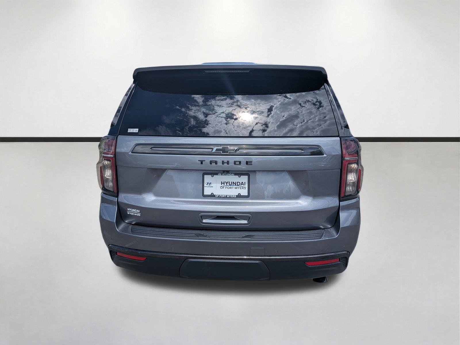 Used 2021 Chevrolet Tahoe Z71 w/ Z71 Off-Road Package AWD/4WD image 5