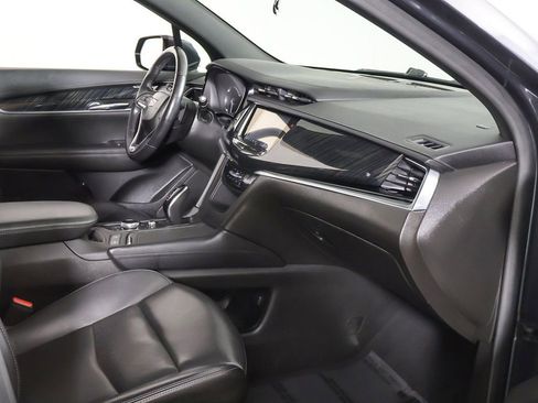 Used 2022 Cadillac XT6 Premium Luxury image 27
