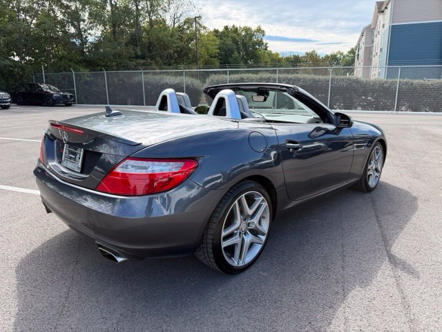 Used 2013 Mercedes-Benz SLK 250 image 18