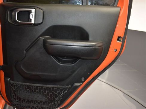 Used 2018 Jeep Wrangler Unlimited Sport S image 14