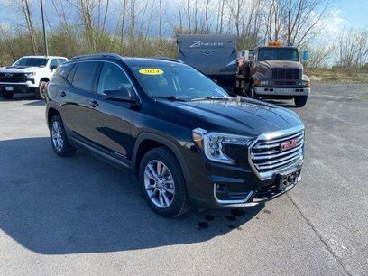 Used 2024 GMC Terrain SLT