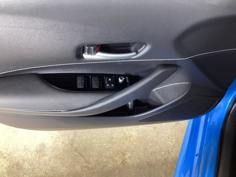 Used 2019 Toyota Corolla SE FWD image 11