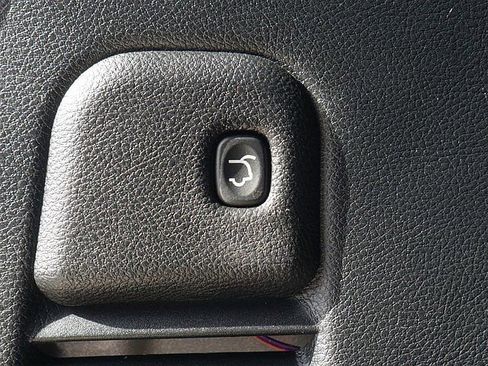 Used 2018 Jeep Grand Cherokee Trailhawk w/ Trailhawk Luxury Group AWD/4WD image 53