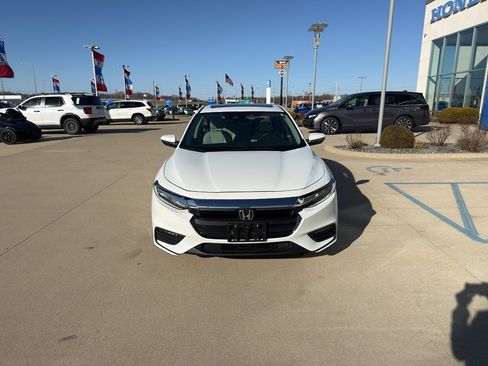 Used 2021 Honda Insight Touring image 2