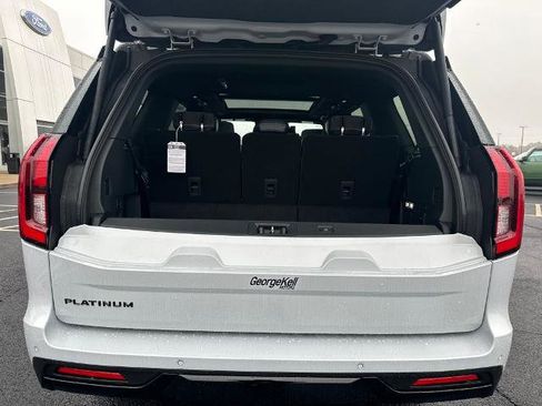 New 2025 Ford Expedition Platinum w/ Stealth Performance Package image 24