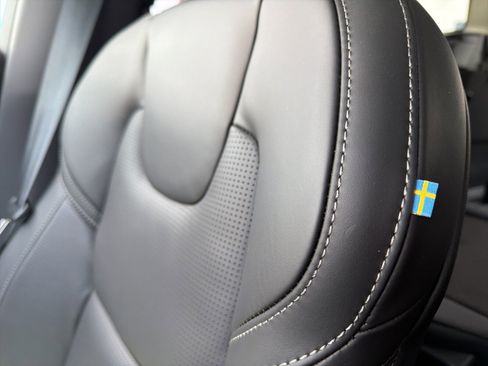 New 2026 Volvo XC60 B5 Ultra w/ Protection Package Premier image 57