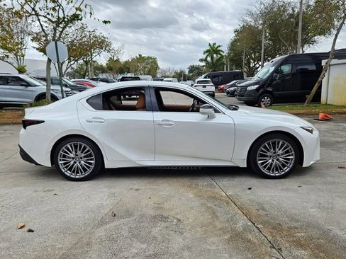 Used 2022 Lexus IS 300 AWD w/ Premium Package image 4