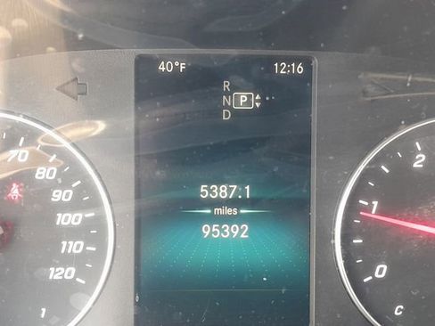 Used 2024 Mercedes-Benz Sprinter 144 Cargo image 4