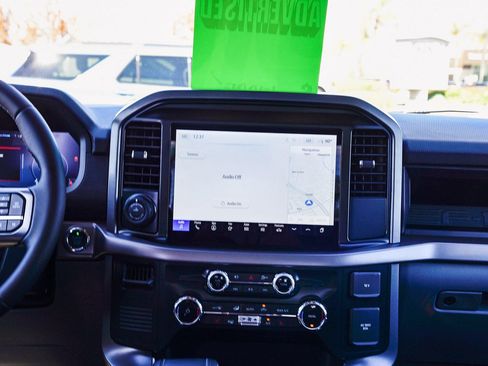 Used 2025 Ford F150 Lightning XLT image 13