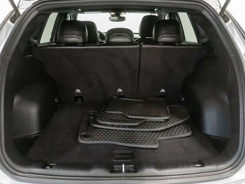 Certified 2025 Jeep Compass Trailhawk AWD/4WD image 33