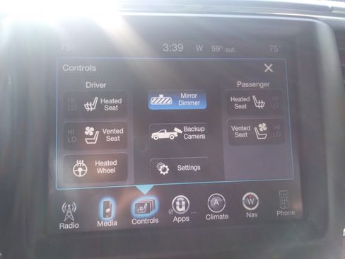 Used 2016 RAM 1500 Laramie w/ Convenience Group image 22