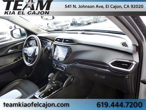 Used 2023 Chevrolet TrailBlazer LT w/ Convenience Package FWD image 10