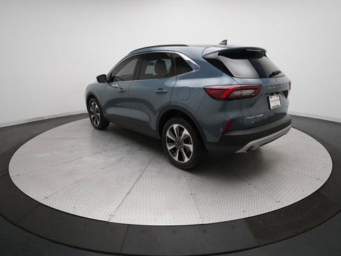 Used 2023 Ford Escape Platinum image 12