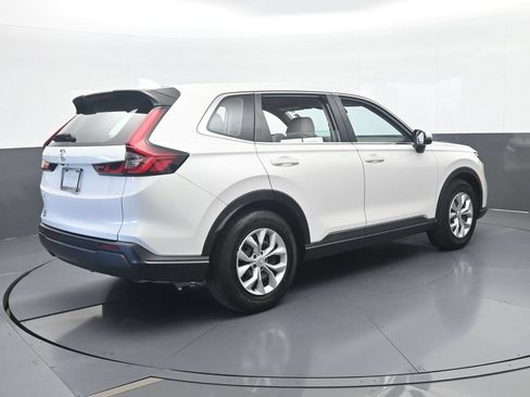 Used 2024 Honda CR-V LX image 6