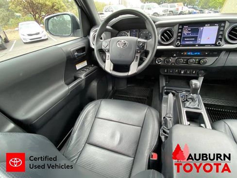 Certified 2020 Toyota Tacoma TRD Off-Road w/ TRD Premium Off Road Package AWD/4WD image 28