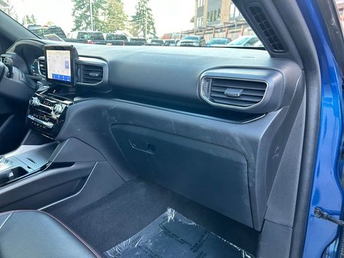 Used 2023 Ford Explorer ST-Line AWD/4WD image 27