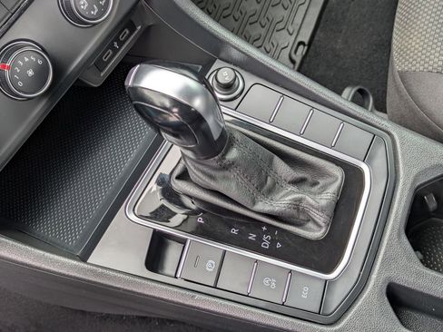 Used 2021 Volkswagen Jetta S w/ Driver Assistance Package image 15