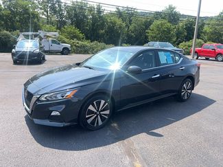 Used 2022 Nissan Altima 2.5 SV w/ SV Premium Package video 4