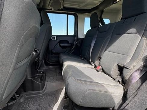Used 2024 Jeep Wrangler Unlimited Sport AWD/4WD image 9