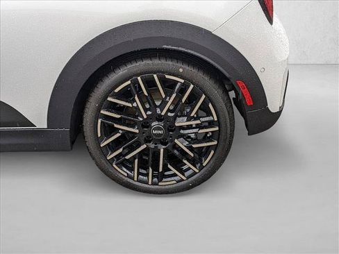 New 2026 MINI Cooper 2-Door Hardtop FWD image 10