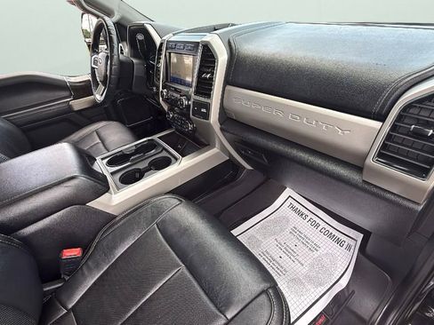 Used 2020 Ford F350 Lariat w/ Lariat Ultimate Package AWD/4WD image 30