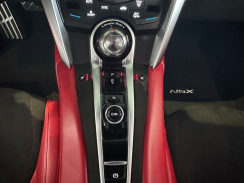 Used 2020 Acura NSX image 38