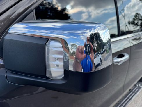 Used 2021 Chevrolet Silverado 1500 LTZ image 11