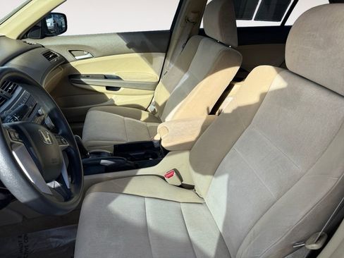 Used 2009 Honda Accord LX image 9