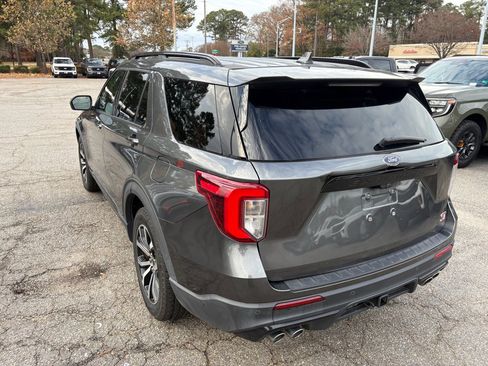 Used 2020 Ford Explorer ST w/ Premium Technology Package image 7