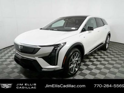 Used 2025 Cadillac Optiq Luxury 2 w/ LPO, Floor Liner Package