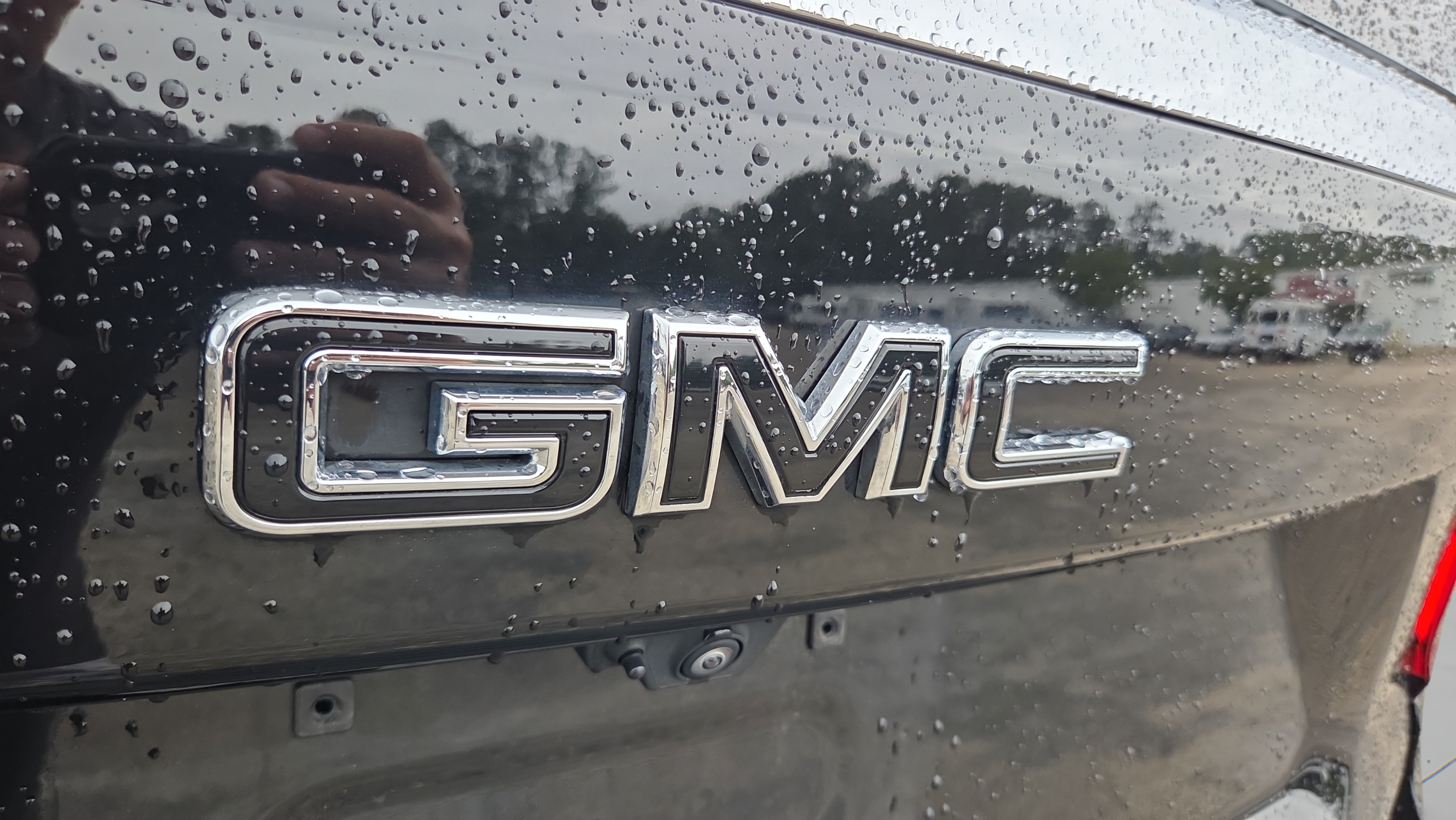 Used 2025 GMC Yukon Elevation AWD/4WD image 15