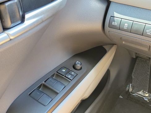 Certified 2023 Toyota Camry SE w/ Convenience Package FWD image 18