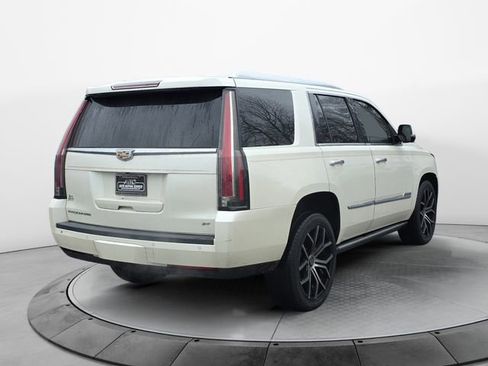 Used 2015 Cadillac Escalade Platinum image 5