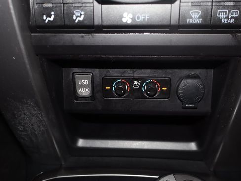 Used 2017 Toyota 4Runner Limited AWD/4WD image 28