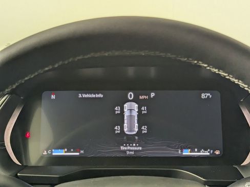 New 2025 Jeep Grand Cherokee Altitude image 21