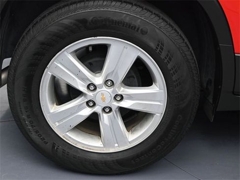 Used 2020 Chevrolet Trax LS image 9