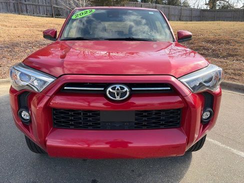 Used 2022 Toyota 4Runner SR5 image 2