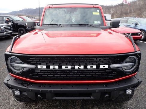 Used 2024 Ford Bronco Wildtrak image 8