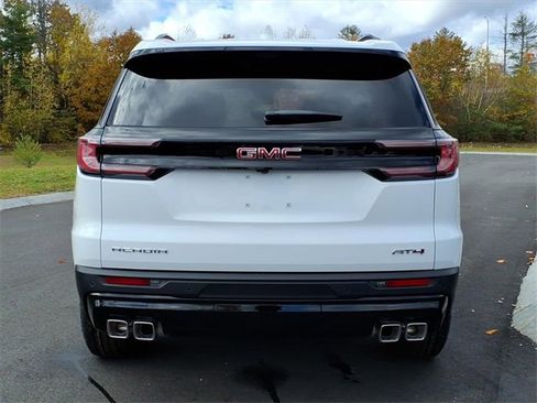 New 2026 GMC Acadia AT4 w/ Super Cruise Package image 5