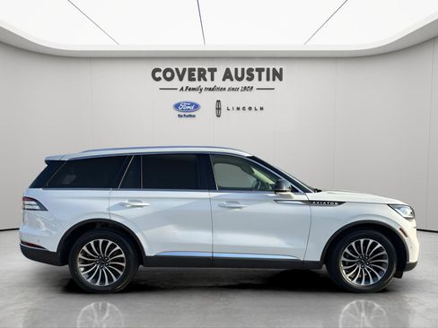 Used 2023 Lincoln Aviator Reserve RWD image 6