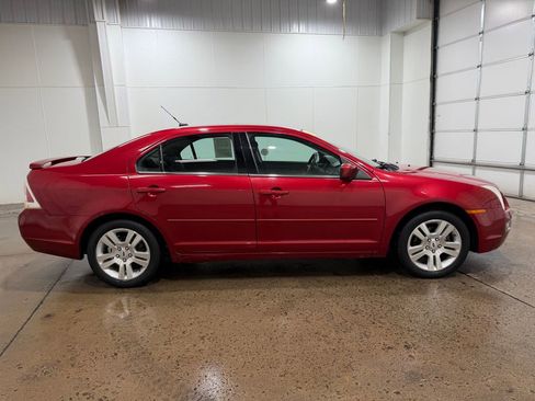 Used 2009 Ford Fusion SEL FWD image 5