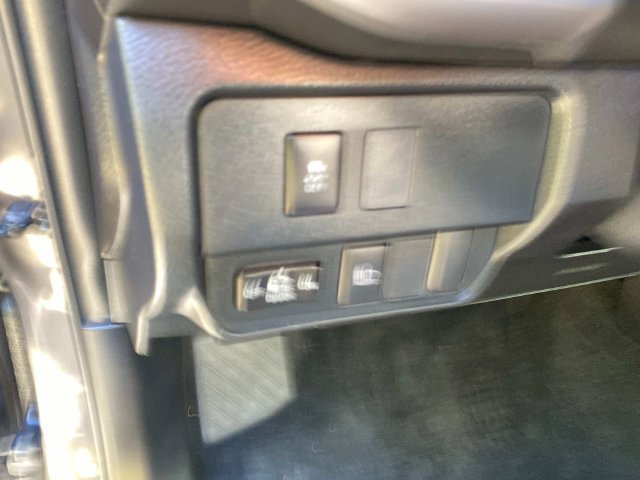 Used 2023 Toyota Tacoma SR5 w/ Technology Package RWD image 15