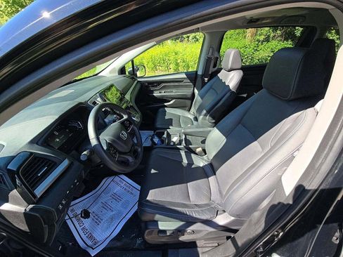 Used 2023 Honda Odyssey Touring image 6