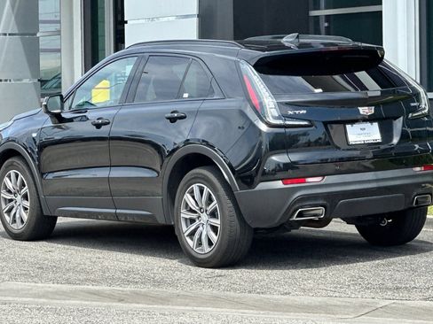 Used 2023 Cadillac XT4 Sport w/ Cold Weather Package FWD image 6
