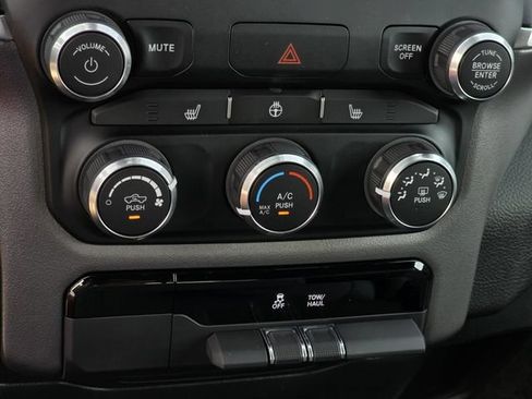 Used 2023 RAM 1500 Big Horn RWD image 27