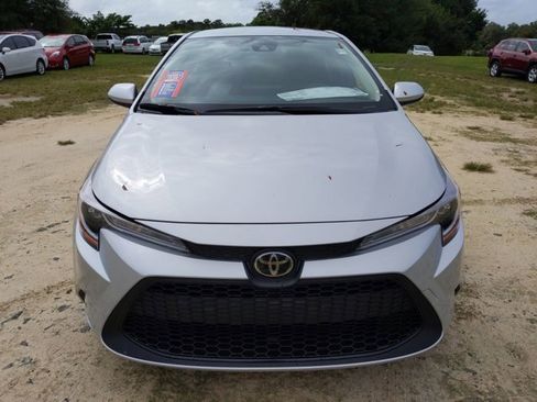 Used 2021 Toyota Corolla L image 9