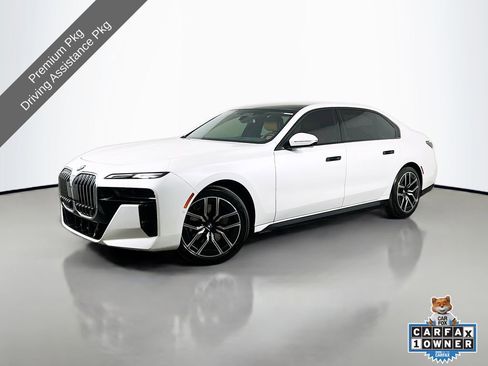 Used 2025 BMW 740i xDrive AWD/4WD image 1