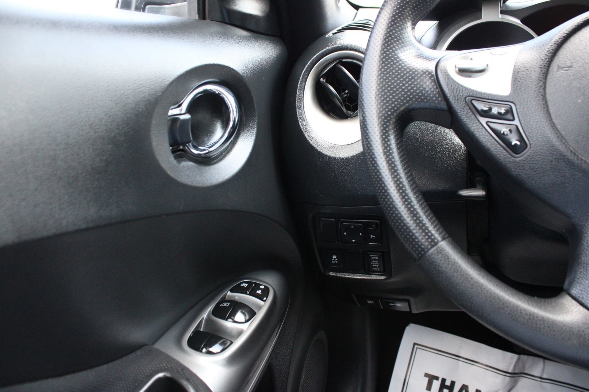 Used 2015 Nissan Juke S AWD/4WD image 20